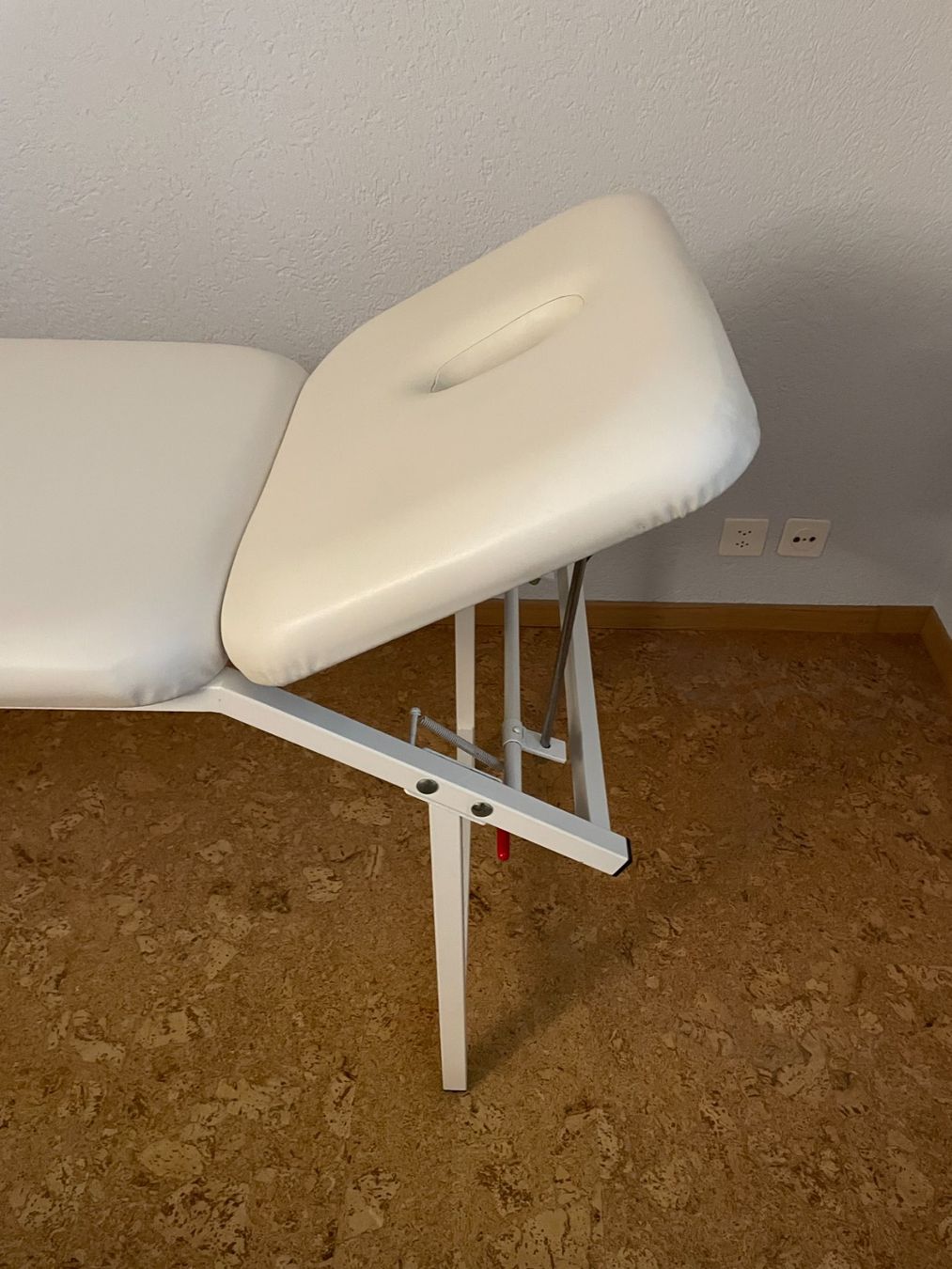 Liegen & Liegestühle: Massageliege – Gebraucht aus Laupen BE von Stef690 2
