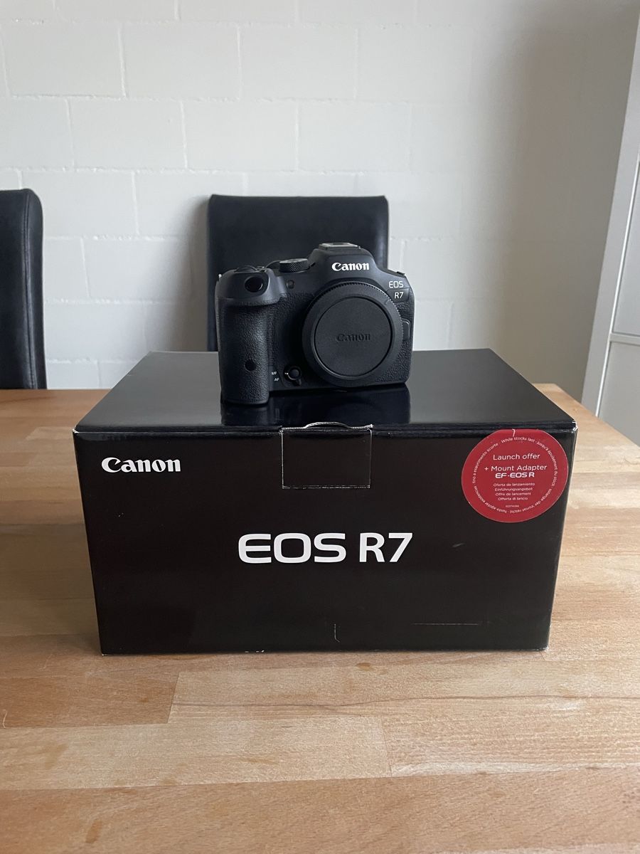 Canon Appareil photo: Canon EOS R7 Kamera Body – D'occasion à Biel/Bienne par Benjamin_Earnhart
