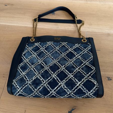 Guess Jeans Handtasche, neuwertig, ideales Sommeraccessoire