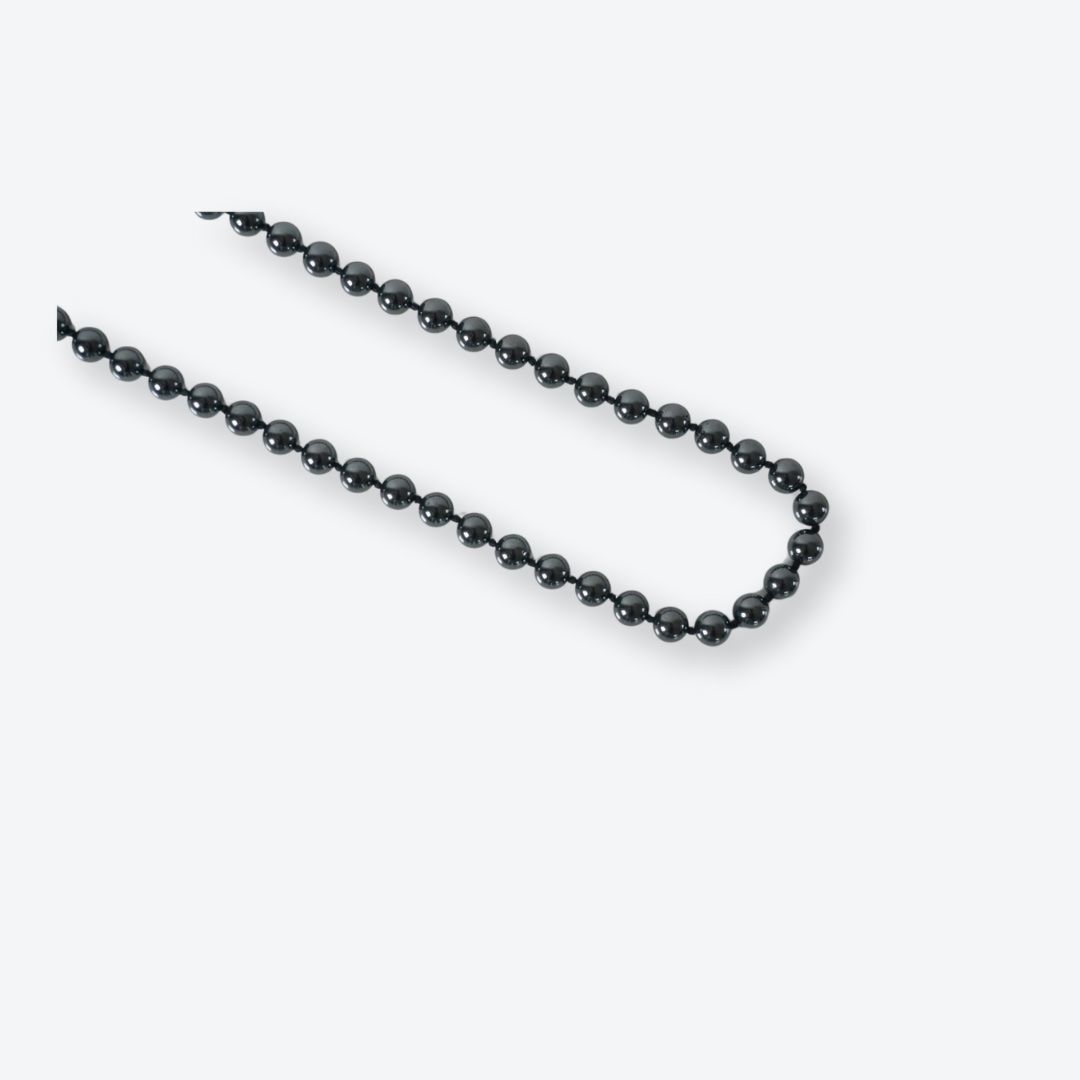 Ketten: Halskette mit runden Onyx Edelstein – Gebraucht aus Oberkirch LU von petitefashion