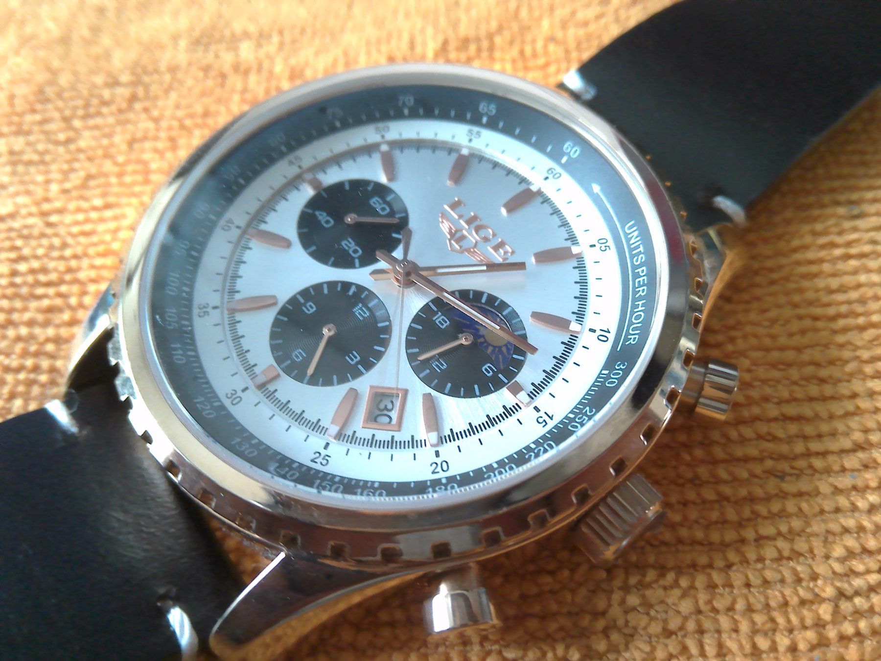 Montres: Lige Herren Chrono – Neuf (Voir description) à Balsthal par jacky63 2