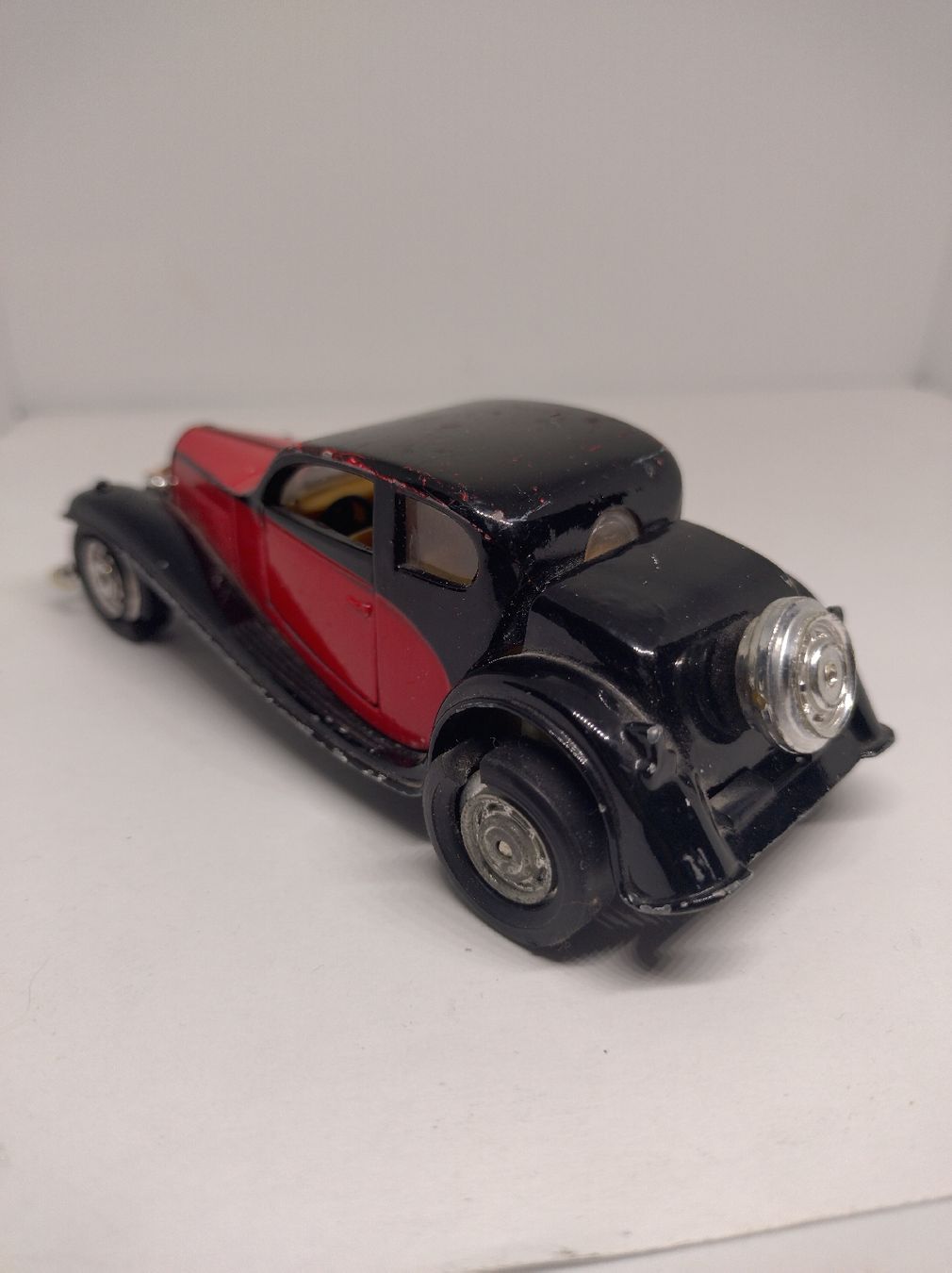 Bugatti Voitures modèles: Bugatti T-50 1/43 à friction – D'occasion à La Chaux-de-Fonds par Pierrot8404 2
