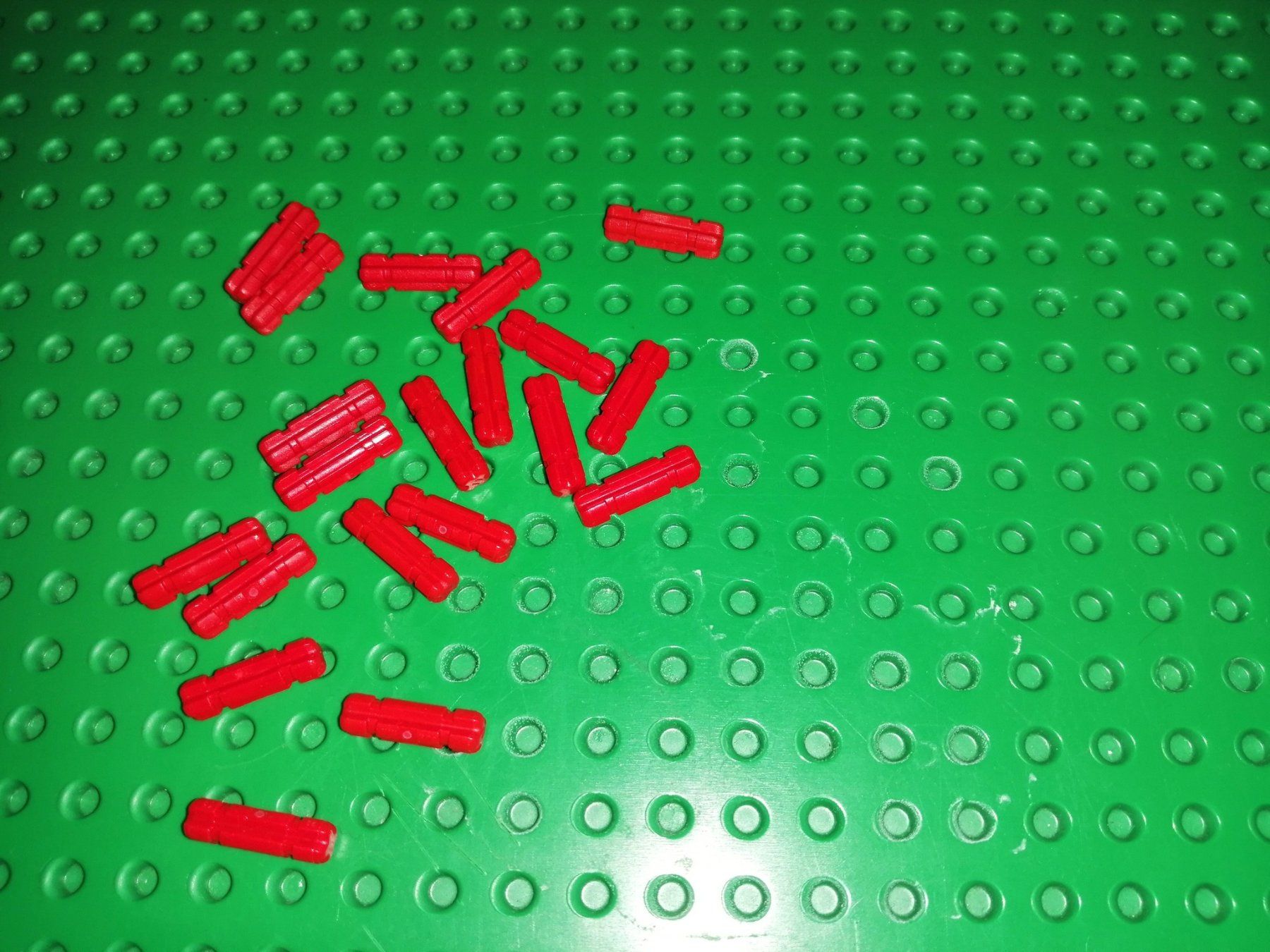 Lego Giocattoli: Lot de 20 pièces technic Lego – Usato da La Tour de Trême venduto da Startjouet