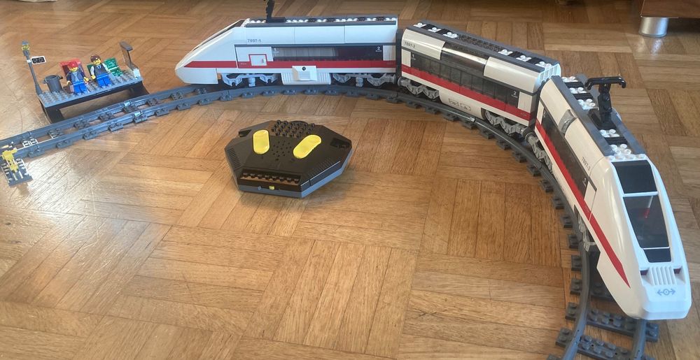 Lego City ICE Passenger Train Set mit Schienen (7897) (Gebraucht) in ...