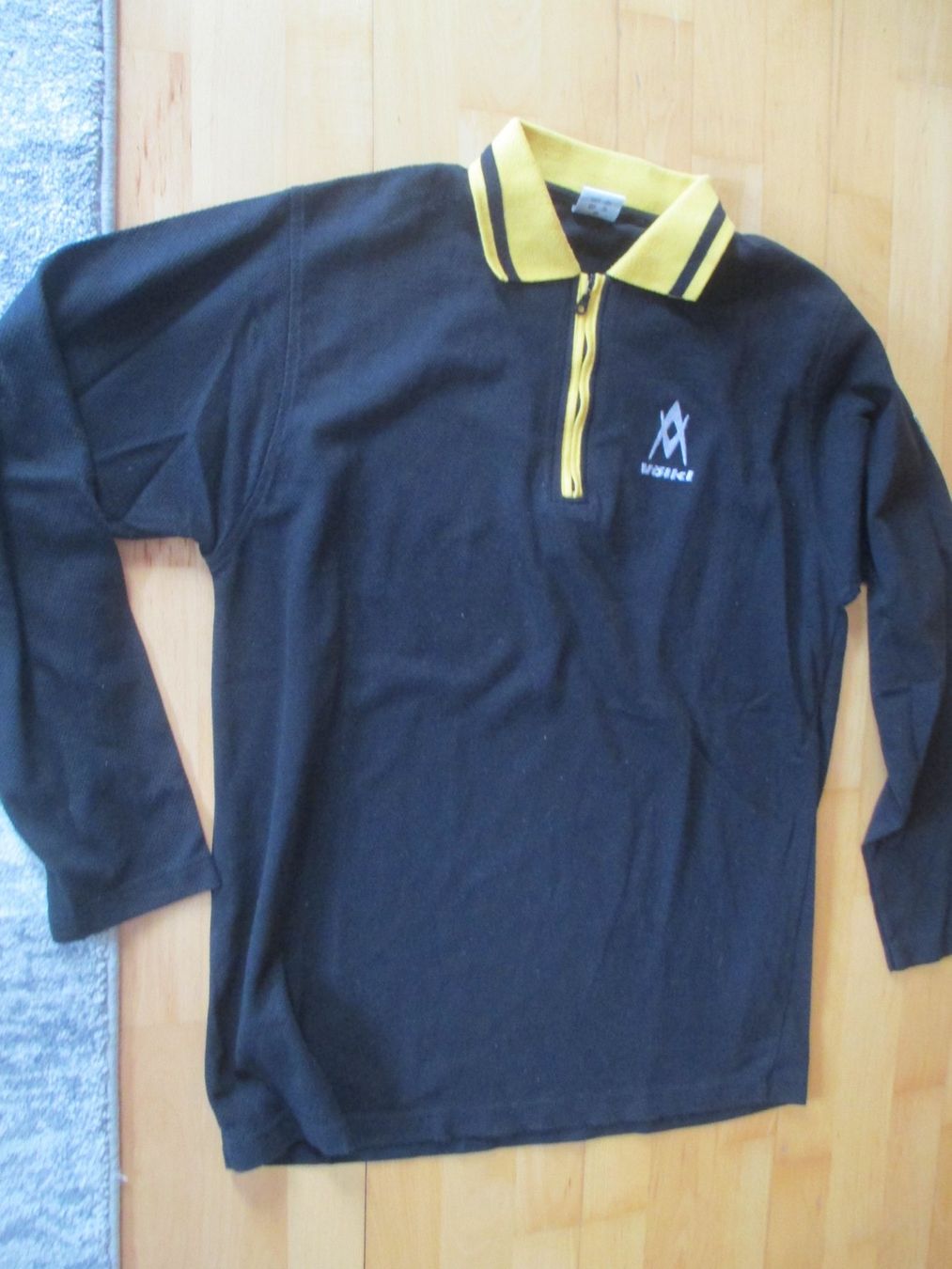 Magliette Polo: Langarm Thisirt Völkl L – Usato da Landquart venduto da Froneri