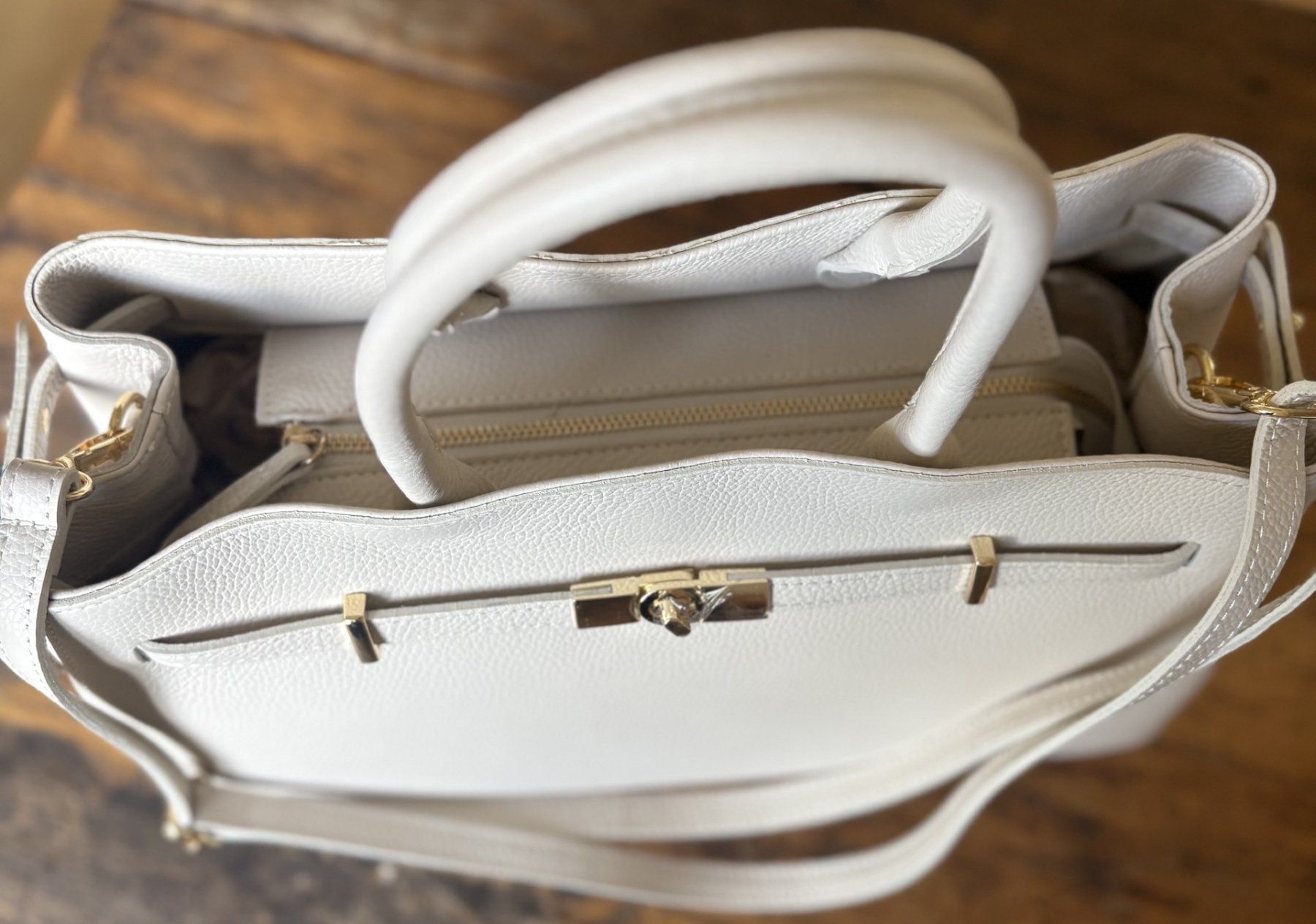 Borse da donna: BAG EN CUIR! DERNIER PRIX! – Nuovo e nell'imballaggio originale da Locarno venduto da NicoNion 4