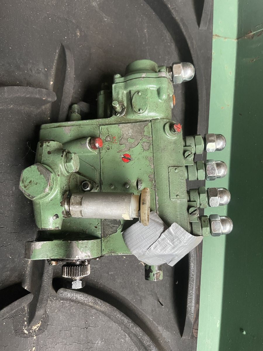 Bührer Trattori: Einspritzpumpe Bührer MFD – Usato da Hemmental venduto da _P2000_