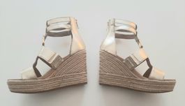Sandales compensées dorées Ugg 36