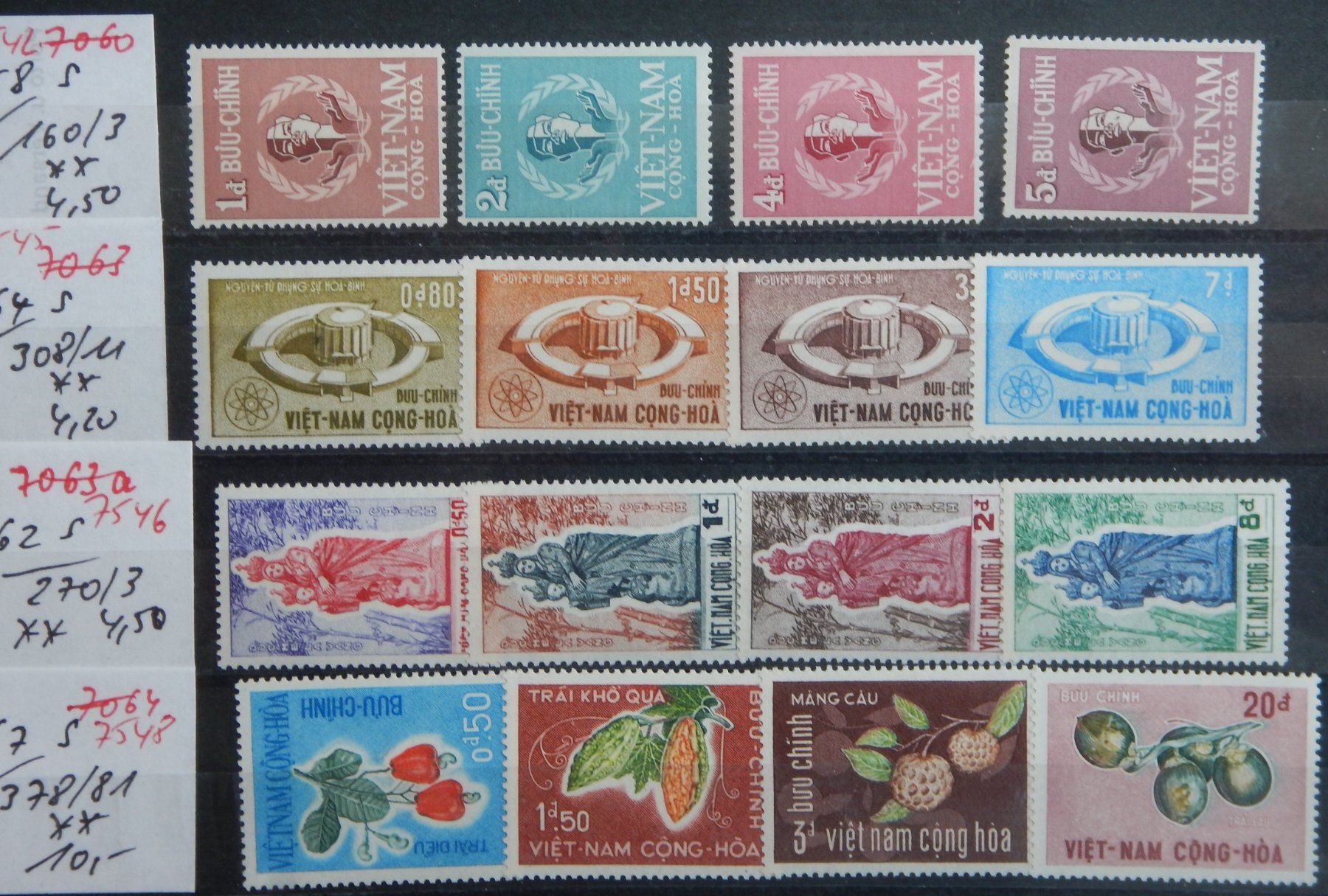 Tous les timbres: Vietnam ex. Kat. 160-381 ** – D'occasion à Zürich par Muehlekauf