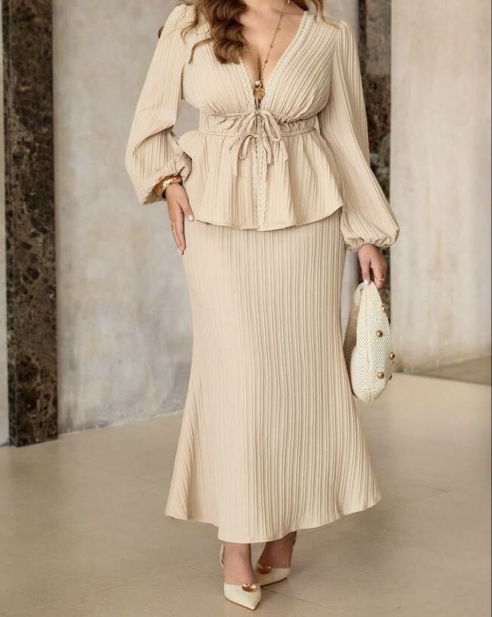 Anzüge & Kostüme: Ensemble tailleur grand taille 4XL – Neu und originalverpackt aus Bulle von Alba_ks