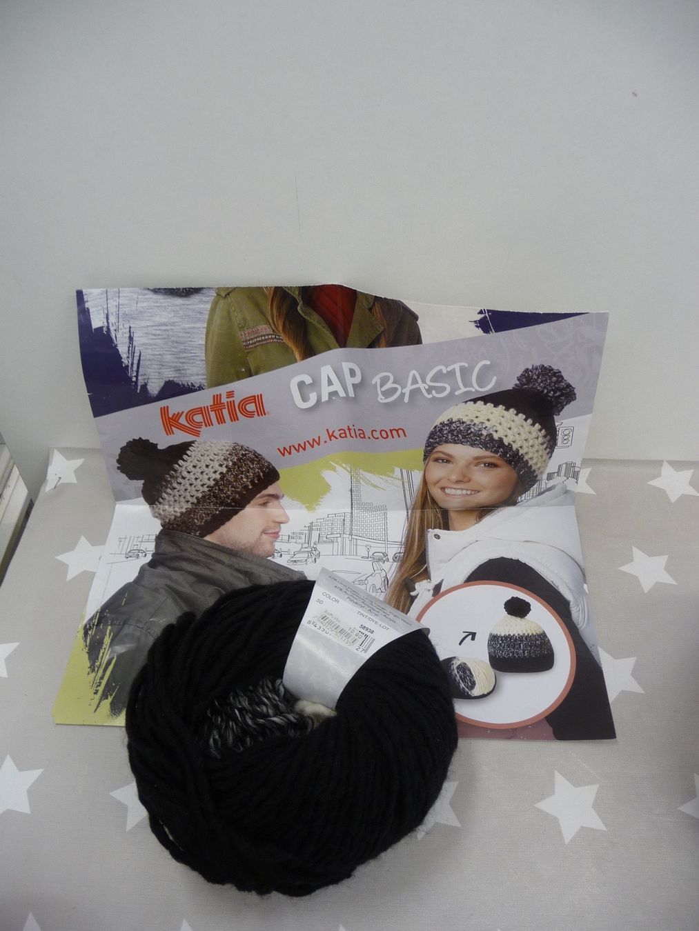 Laine: 1 Katia Cap Basic Wolle inkl. Anleitung – D'occasion à Rafz par Powacaddy