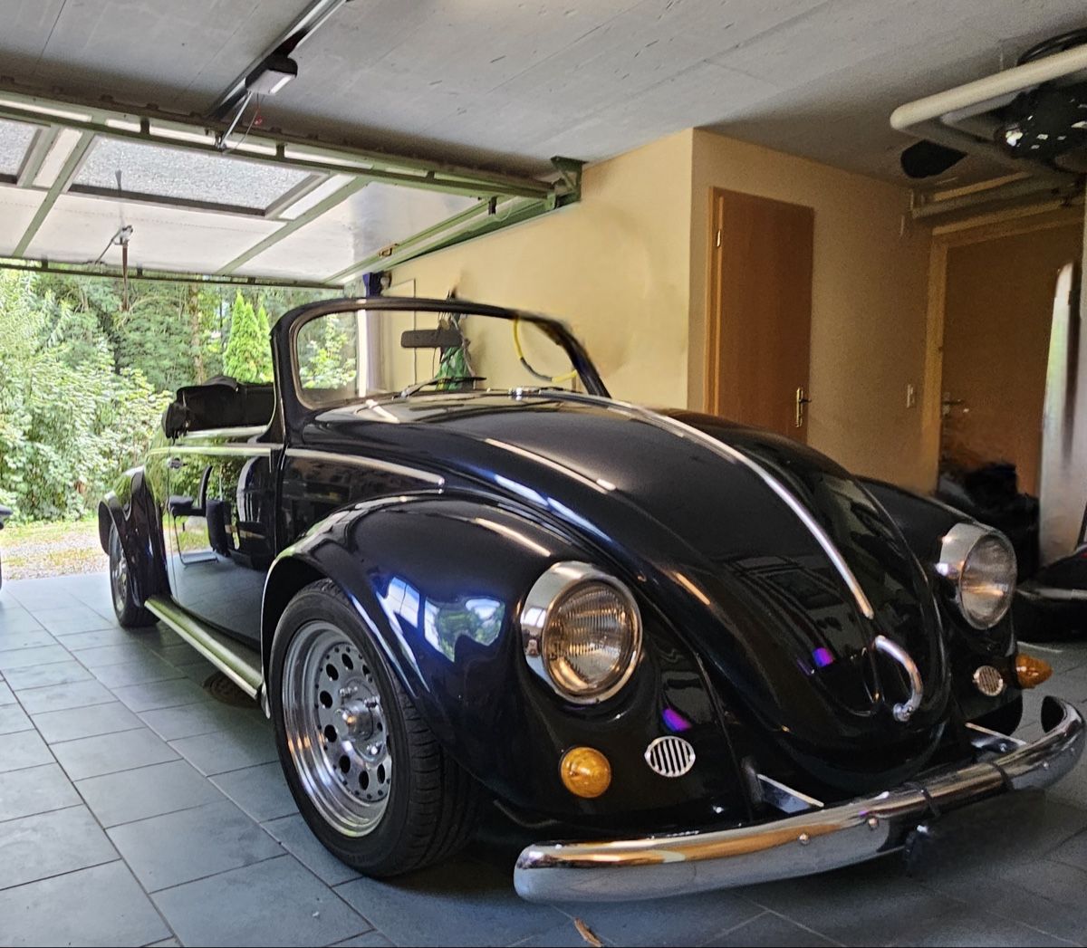 VW Automobili: VW Käfer Cabriolet Speedster 1965 – Usato da Appenzell Eggerst. venduto da MagischeWelt
