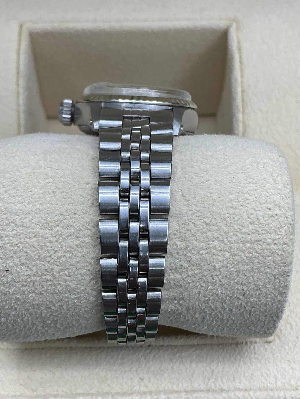 Rolex Orologi: Rolex Oyster Perpetual Lady Date Silver Dial 6517 – Usato da Zürich venduto da watchdealer-24 5