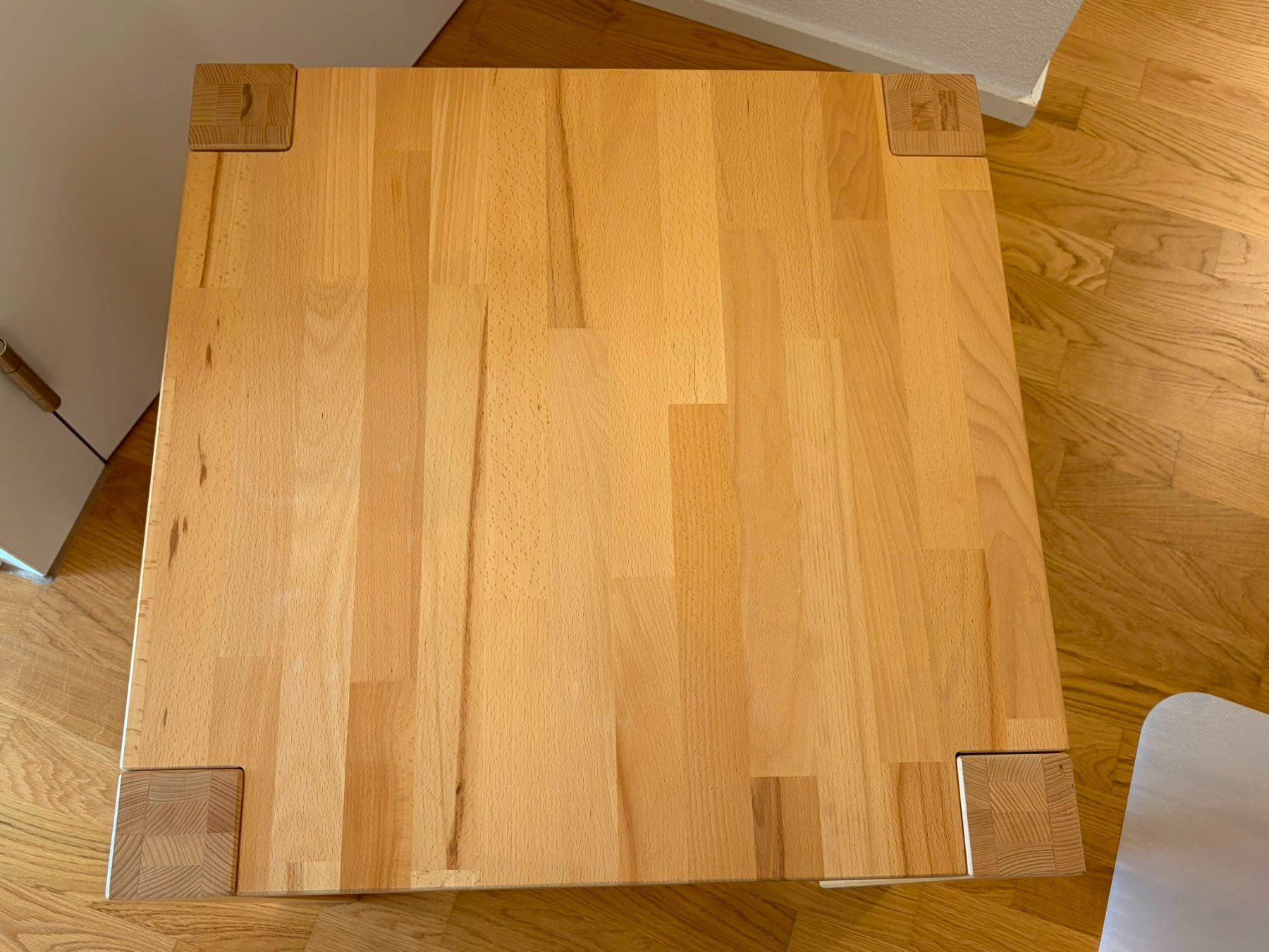 Tavoli: Couchtisch quadratisch 60x60x45, Buche – Usato da Kreuzlingen venduto da Pasba17 3