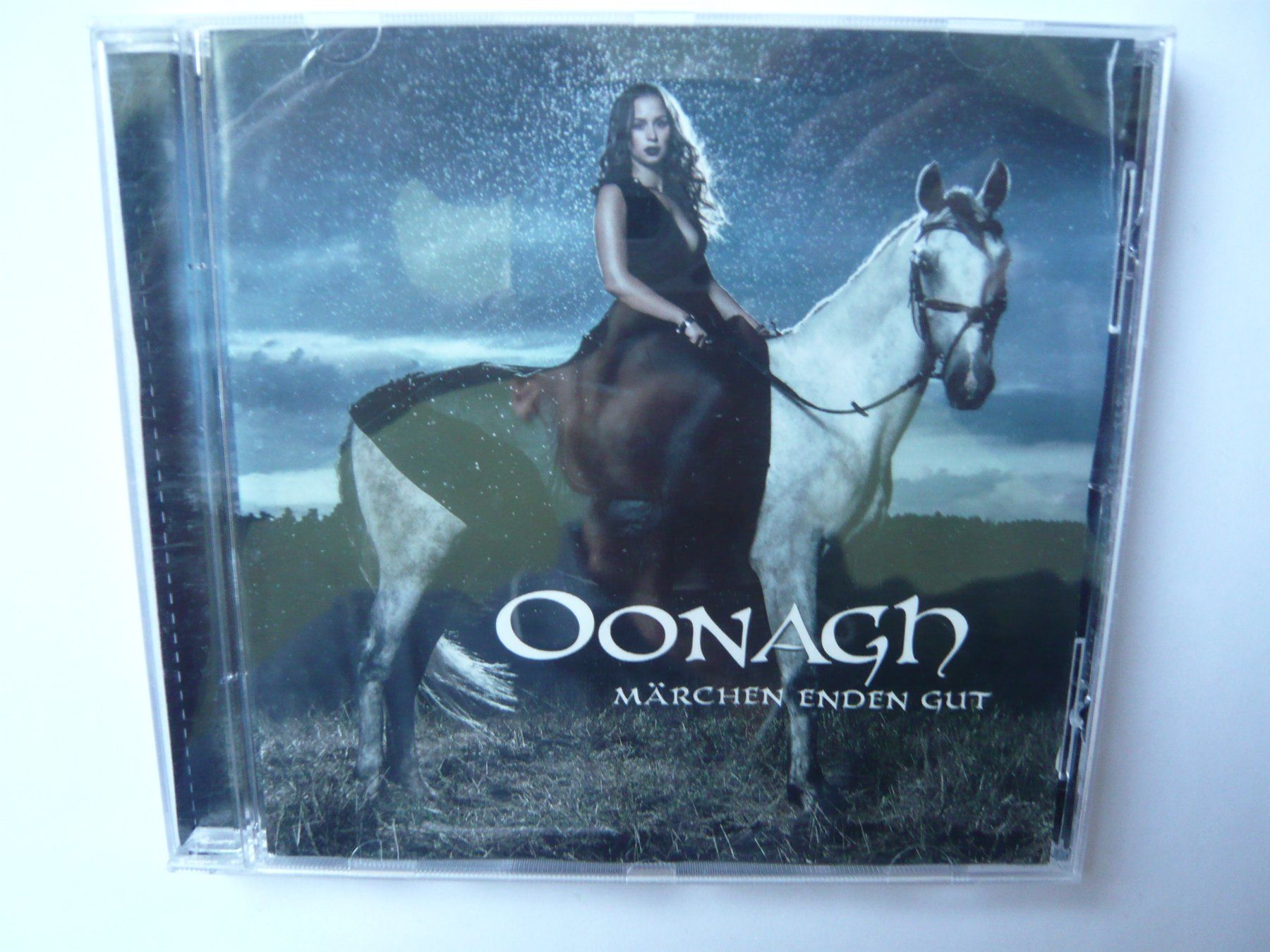 CD: 2CD OONAGH MÄRCHEN ENDEN GUT & Oonagh – Usato da Winterthur venduto da Cajun