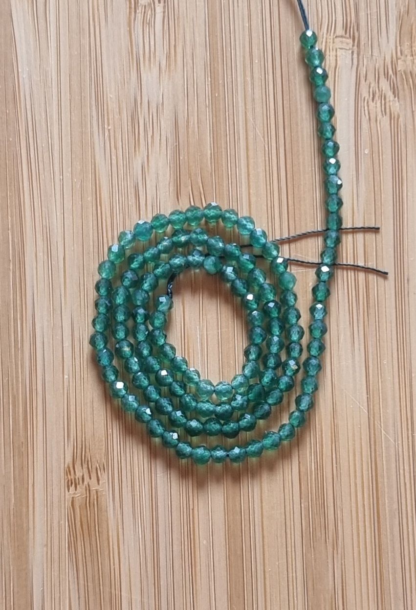 Mineralien & Heilsteine: Jade grün facettiert 3mm. Strang – Neu und originalverpackt aus Menziken von Mirager 2