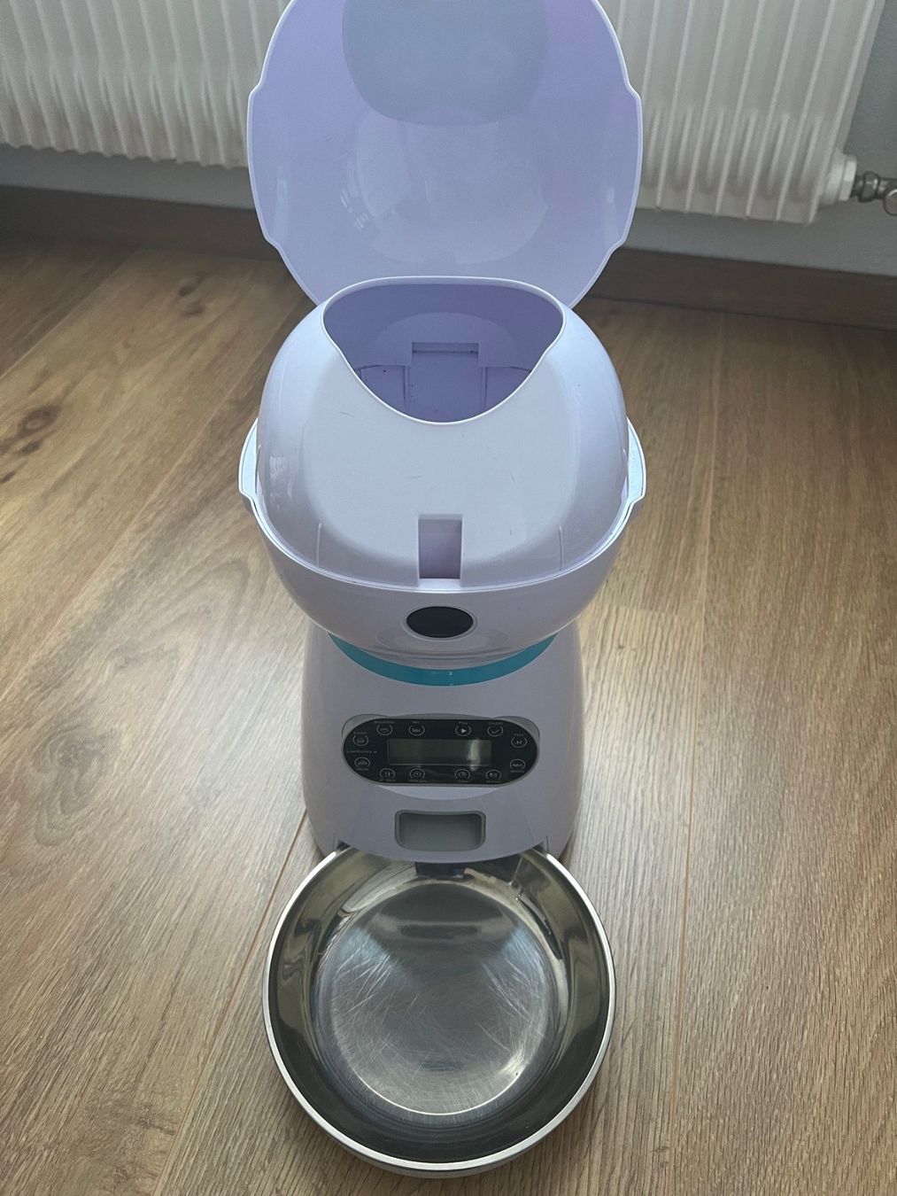 Nourriture: Hunde-oder Katzen-Futterautomat – D'occasion à Uzwil par Slouma29 1