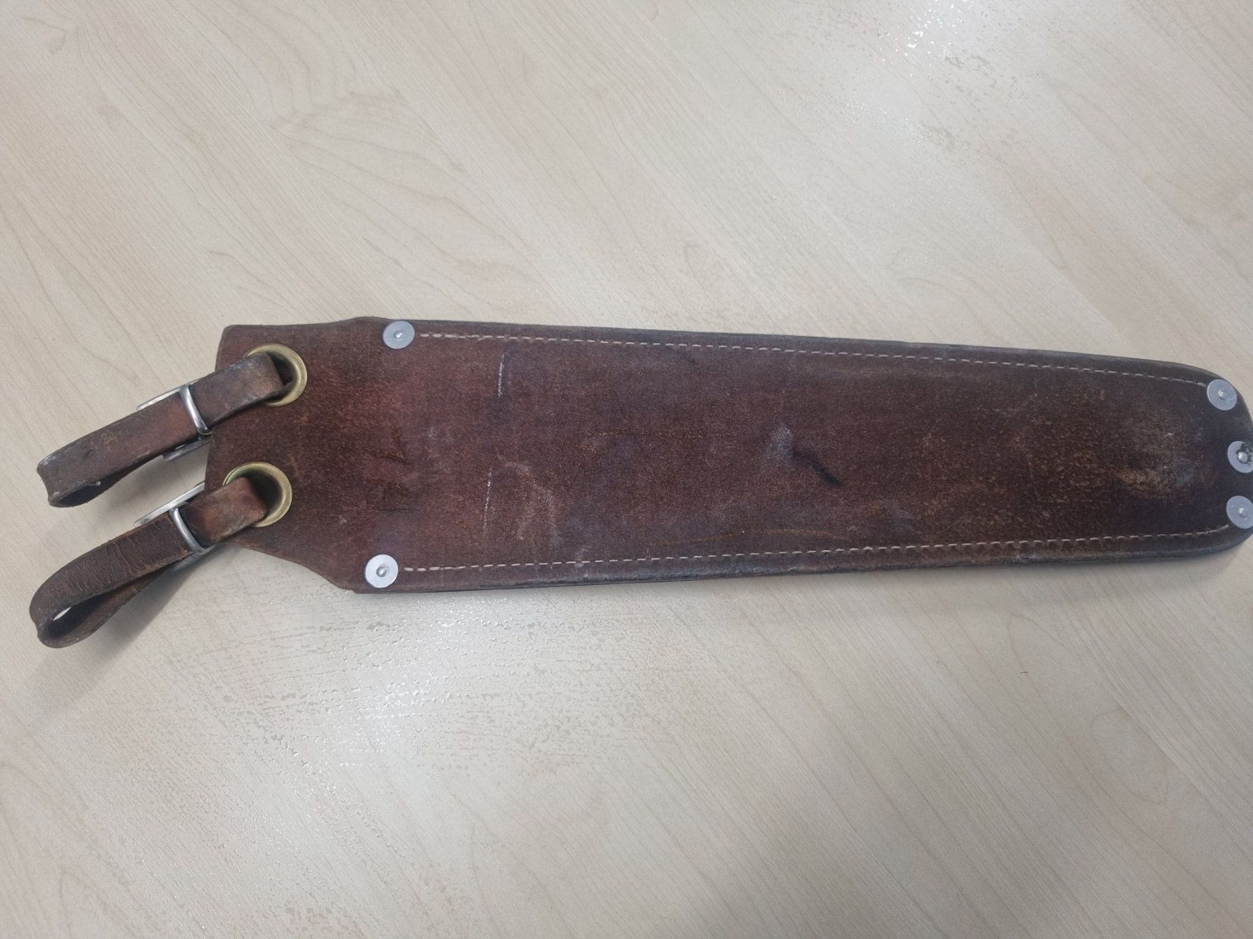 Accessori: Vintage Messer Lederscheide Länge: 50 resp.30cm – Usato da Lenzburg venduto da freedomky 1
