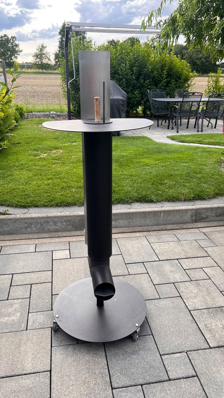 Radiatori: Original Pellet Fackel rauchfreier Terrassenheizer – Usato da Frasnacht venduto da Padi1968 1