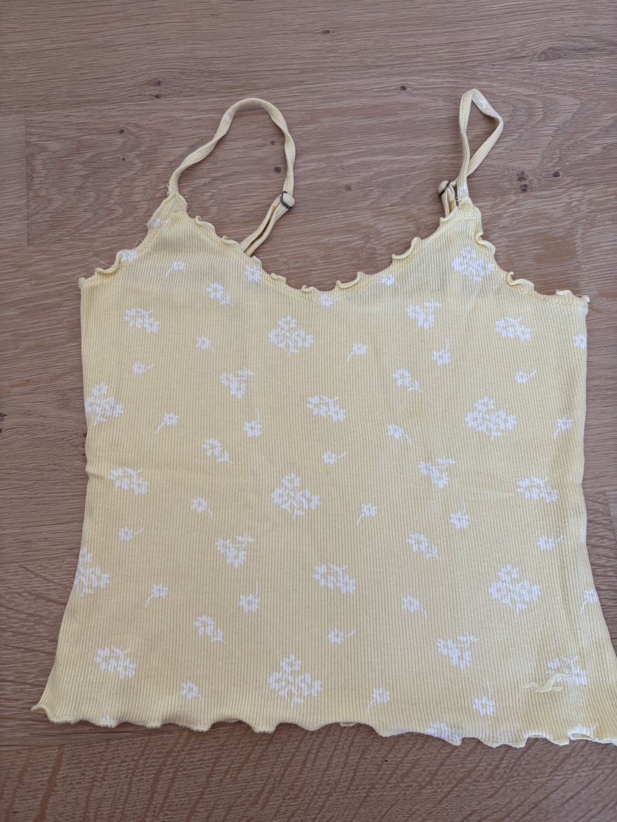 Hollister Tops: Hollister Top – Neuf (Voir description) à Wald ZH par Valiballi 3