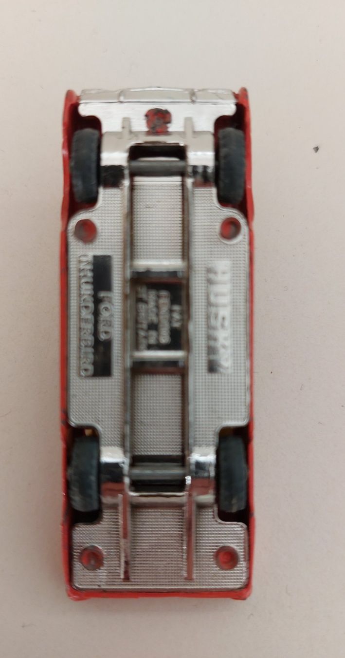 Corgi Toys Modellini d'auto: Husky Ford Thunderbird 1:66 – Usato da Schenkon venduto da Blech 4