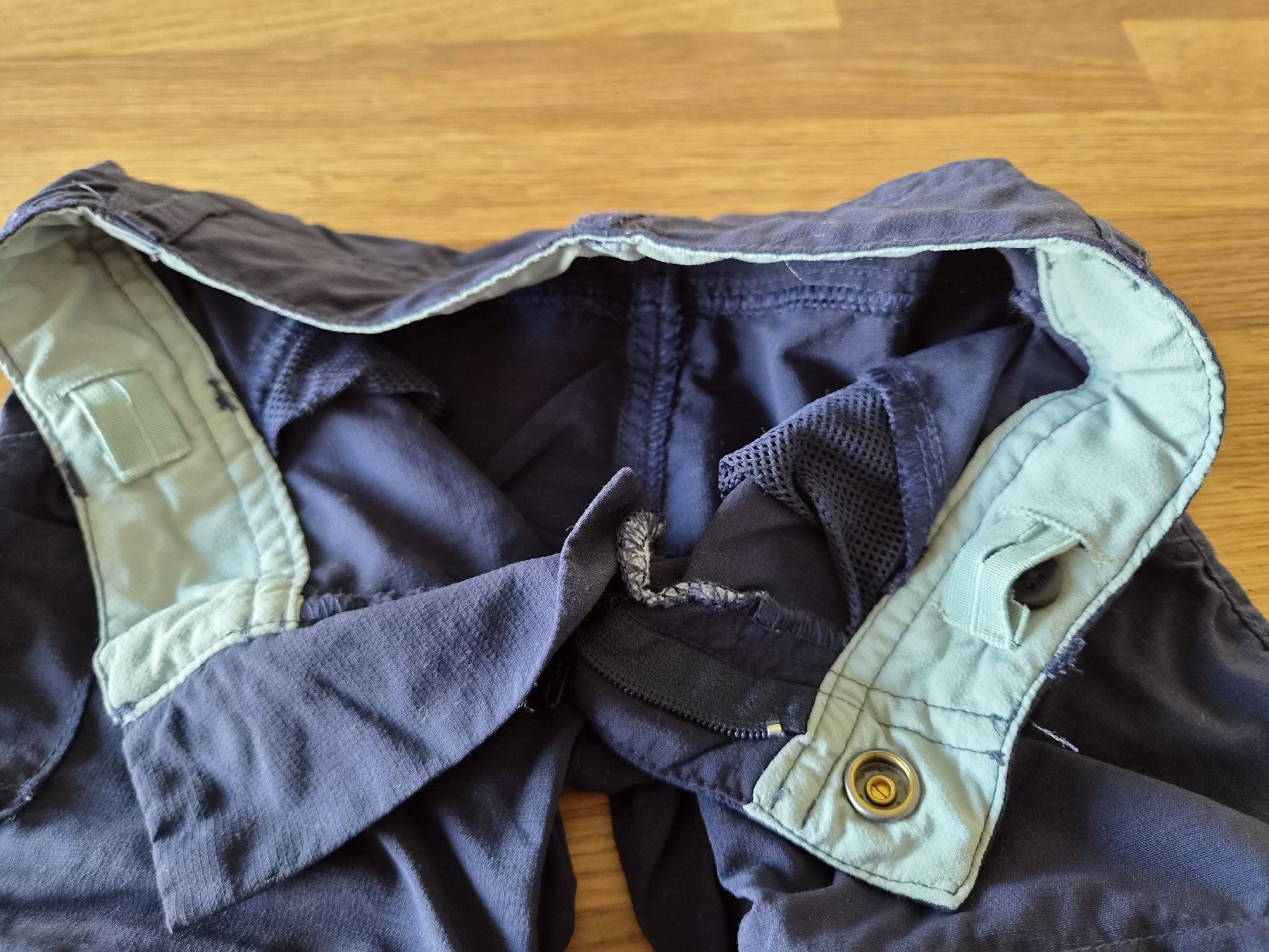Decathlon Pantalons: Wanderhose Quechua blau, Gr. 86 – D'occasion à Einigen par thundermother 2
