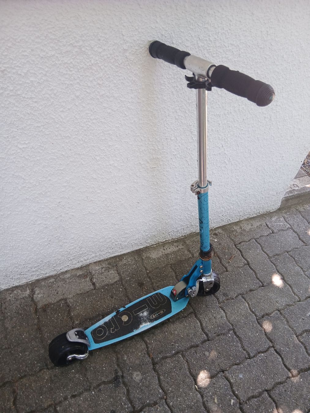 Micro Kickboard: Trottinette Micro bleu Rocket – Difettoso da Yverdon-les-Bains venduto da n_g_l9bf
