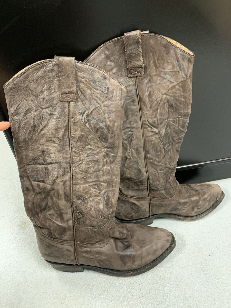 Scarpe da donna: Lederstiefel Grösse 39 – Usato da Ostermundigen venduto da des_t9vv 2