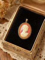 SCHNÄPPCHEN – VINTAGE CAMEO ANHÄNGER –ELEGANTE DAMENPORTRAIT