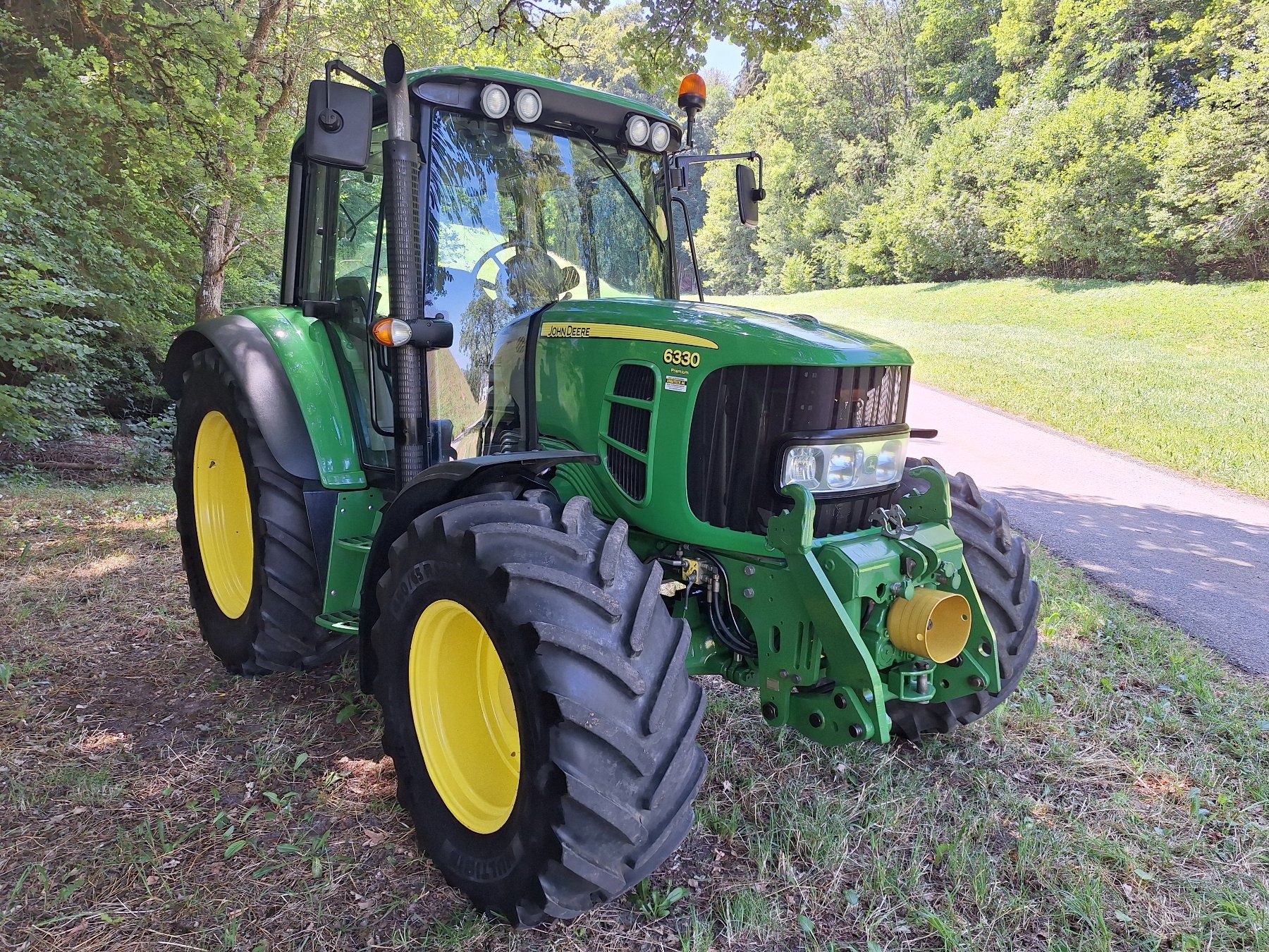 John Deere Trattori: John Deere 6330 Premium – Usato da Brünisried venduto da puerrop 3