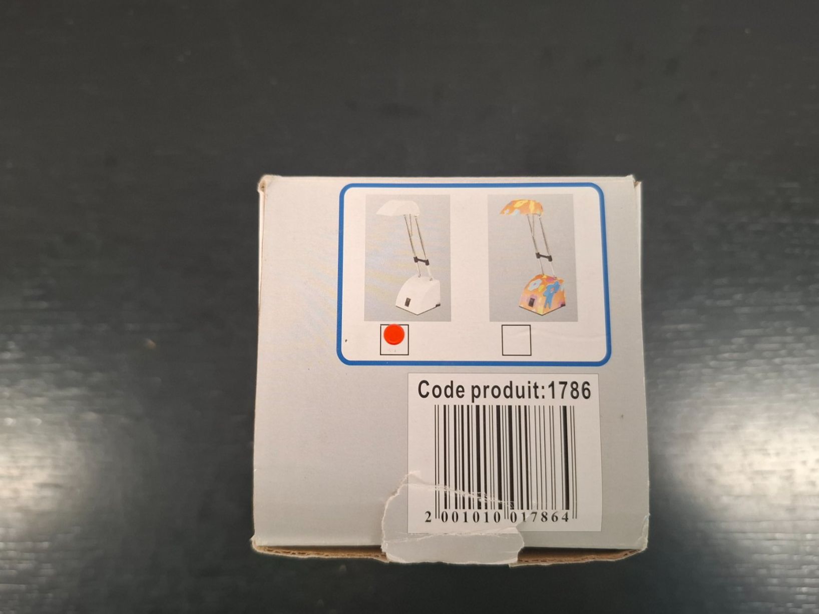 Conforama Lampade: Schreibtischlampe / Nachttischlampe – Usato da Brügg BE venduto da POU-BELLE 2