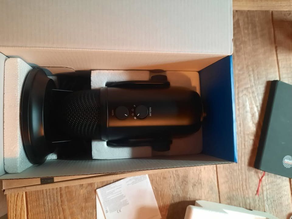 Microfoni: Blue Microphones Yeti Professionelles – Usato da Gsteigwiler venduto da Marqui 1
