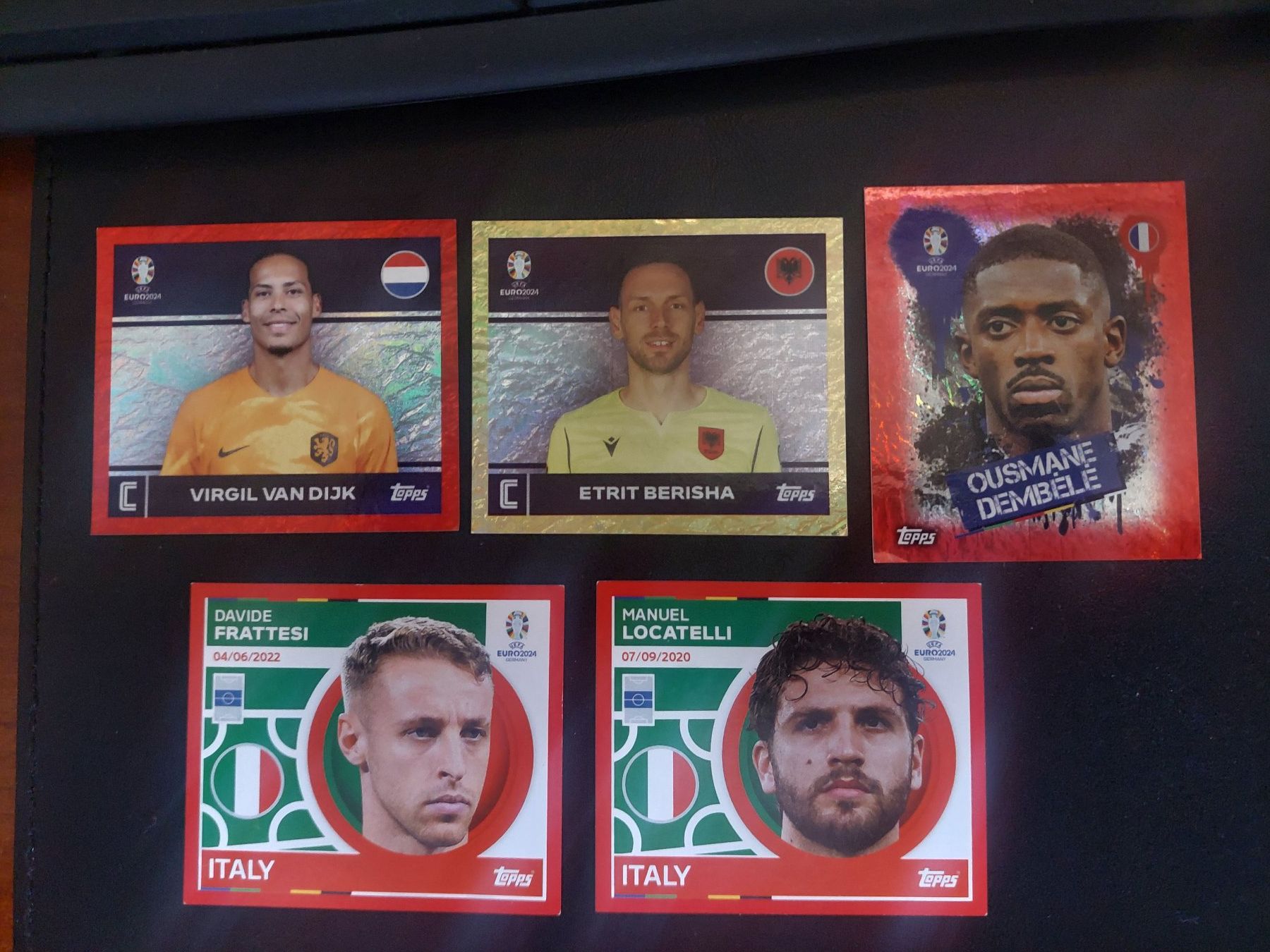 Topps Carte collezionabili: EUROPA 2024 - 5x stickers – Usato da Biel/Bienne venduto da Deboma