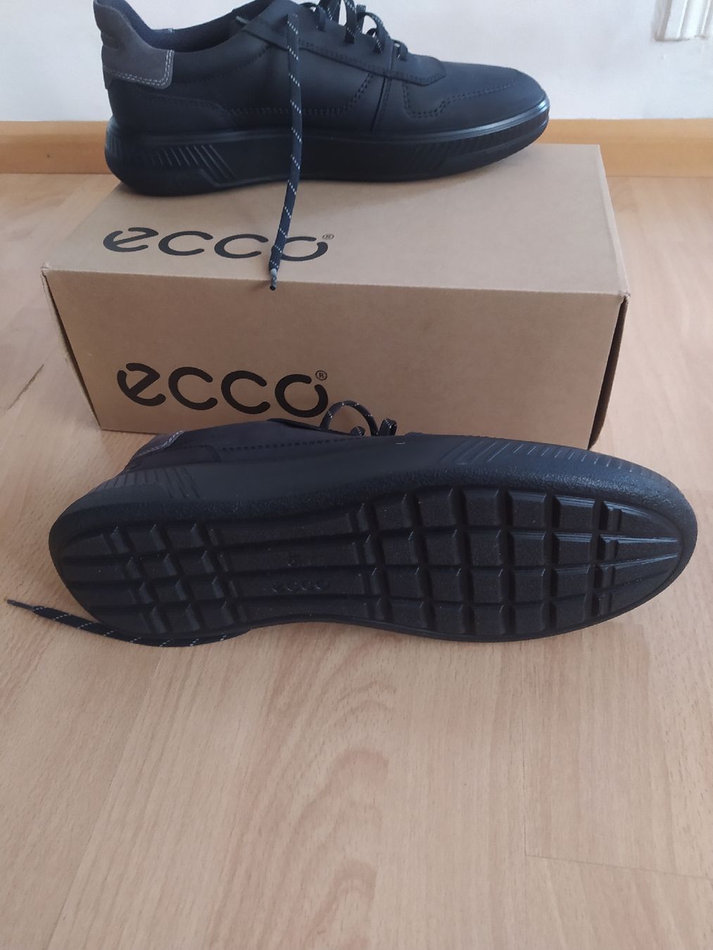 Ecco Herrenschuhe: NEU ECCO Herrenschuhe aus Leder Grösse 45 – Neu und originalverpackt aus Möhlin von mik_h72m