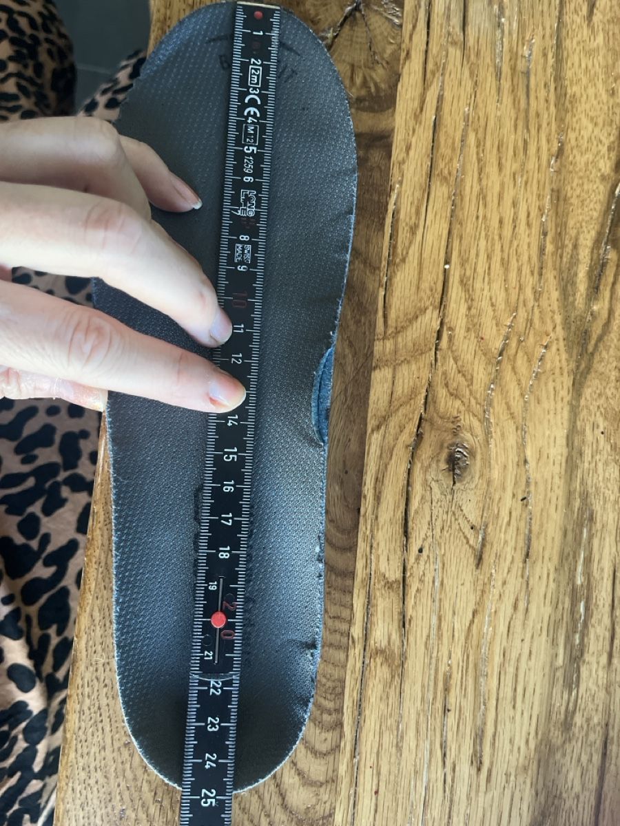 Lowa Chaussures garçon: Wanderschuhe Lowa Gore-Tex 38 – D'occasion à Detligen par Carina_1981 5