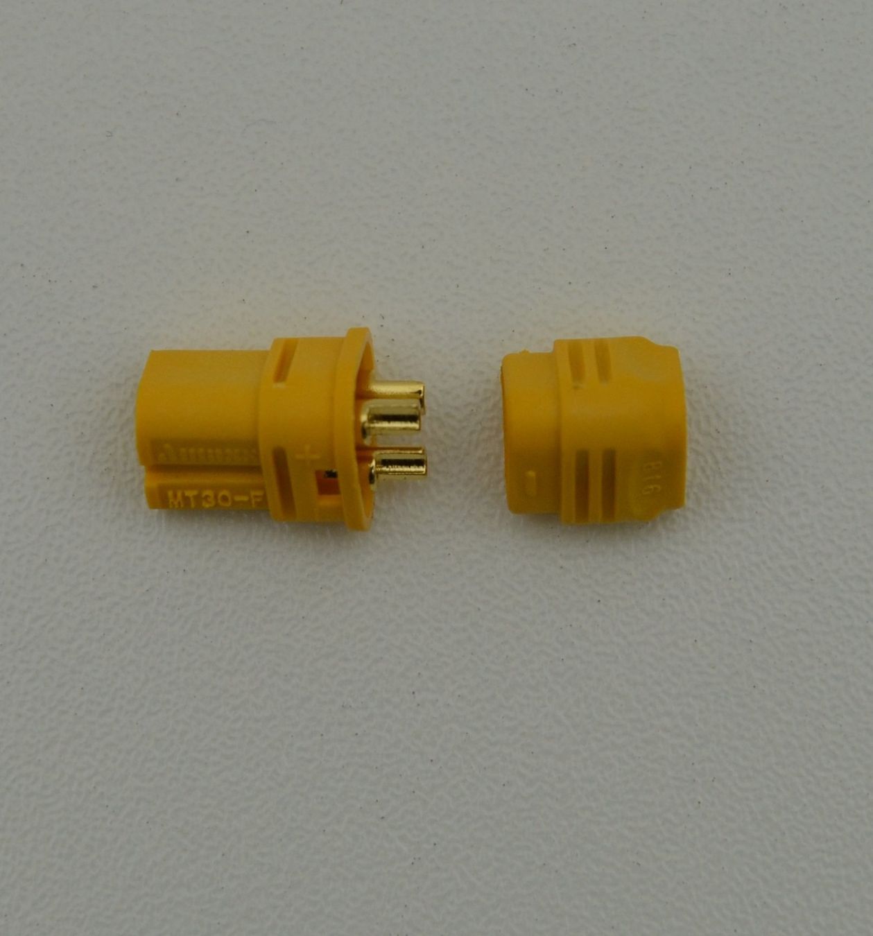 Modellismo RC: MT 30 Buchse 1Stk. – Nuovo e nell'imballaggio originale da Rüti ZH venduto da MSRC_Modelle 1