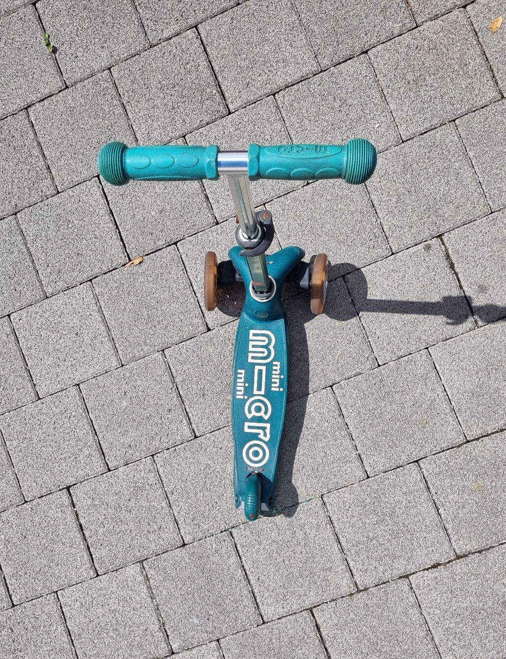 Micro Veicoli per bambini: Mini Micro Trotti mit Leuchträder – Usato da Muttenz venduto da Bergkamp01 2