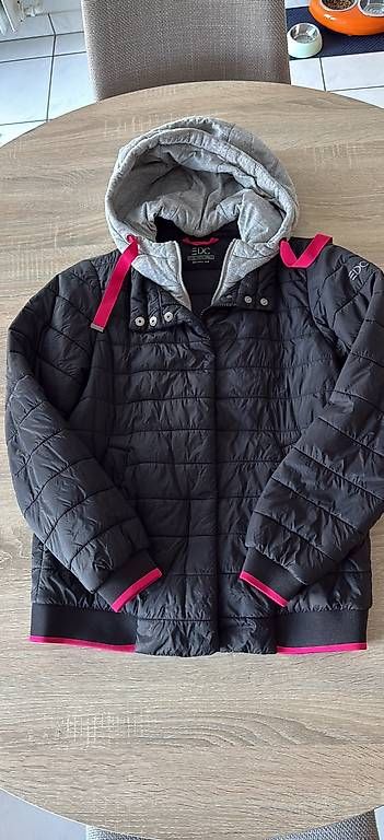 Giacche: Veste mi-saison dame – Usato da Châtel-St-Denis venduto da ale_dx9w