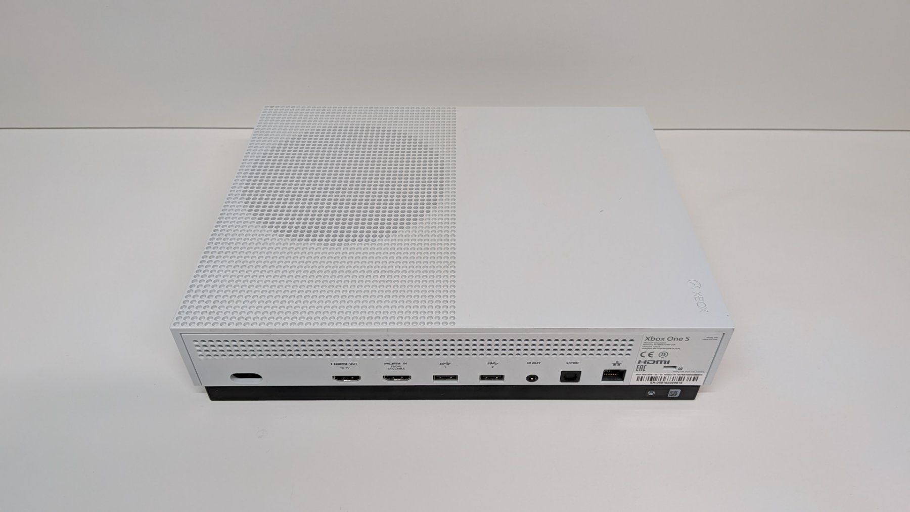 Microsoft Console: Microsoft Xbox One S DEFEKT – Difettoso da Menziken venduto da mame18 1