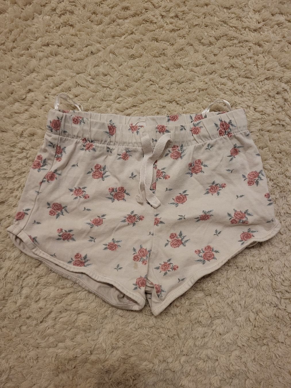 Pantaloni: Sommerliche Shorts mit Blumenmuster, Gr. 86 – Usato da Felben-Wellhausen venduto da Brummbaer90