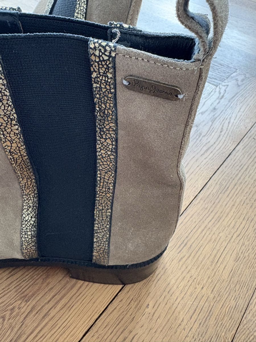 Pepe Jeans Scarpe da donna: Pepe Jeans Stiefeletten  – Usato da Bern venduto da klav 6