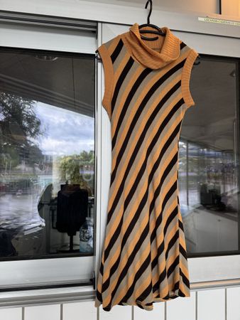 Robe longue sans manche