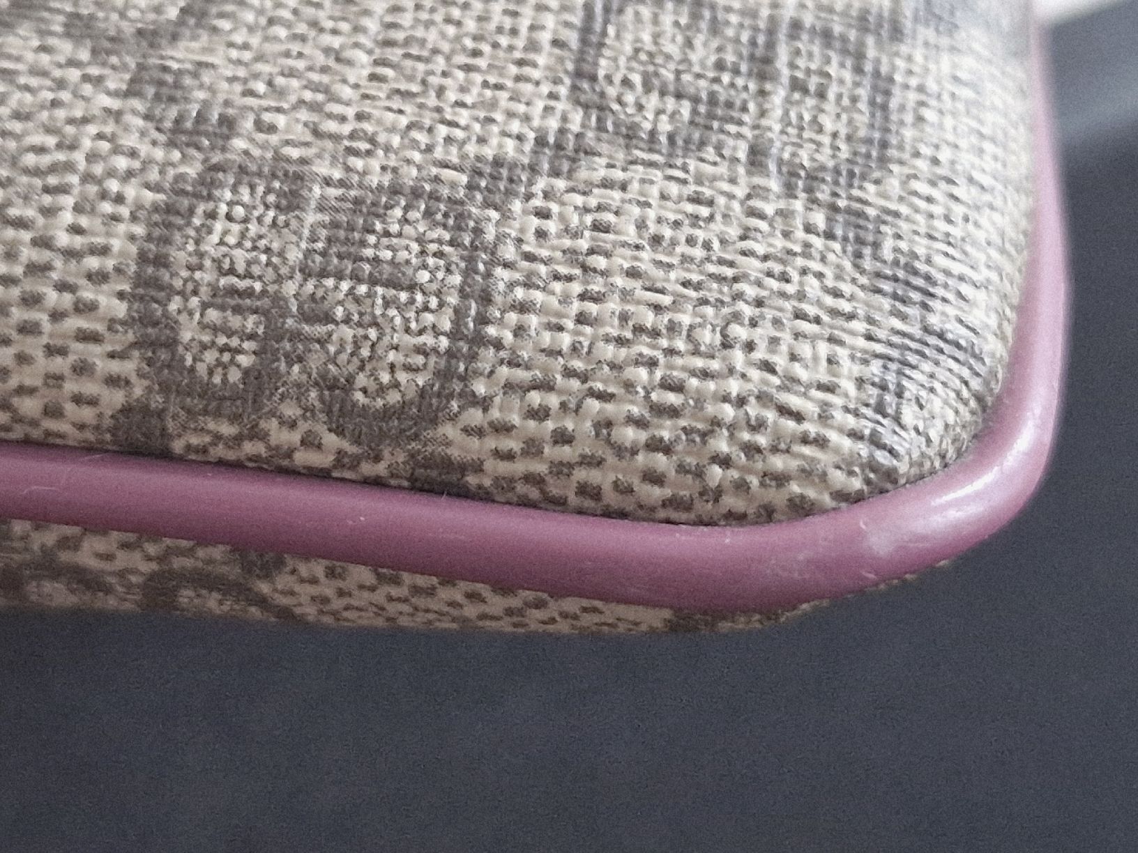 Gucci Borse: Gucci Canvas Messenger Bag Pink – Usato da Herrenhof venduto da wolke__7 8