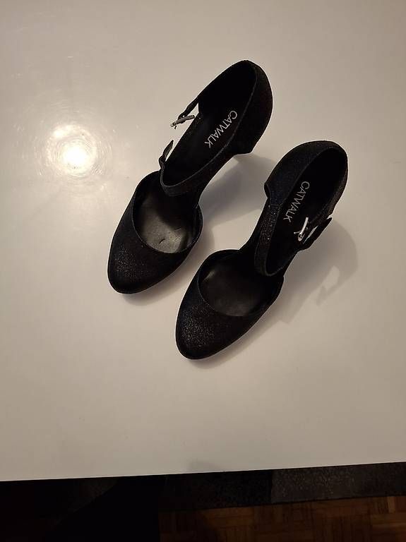Scarpe da donna: klassischer  Pumps – Usato da Effretikon venduto da CorneliaM03 2