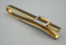 PINCE à cravate, métal couleur or rose et couleur argent