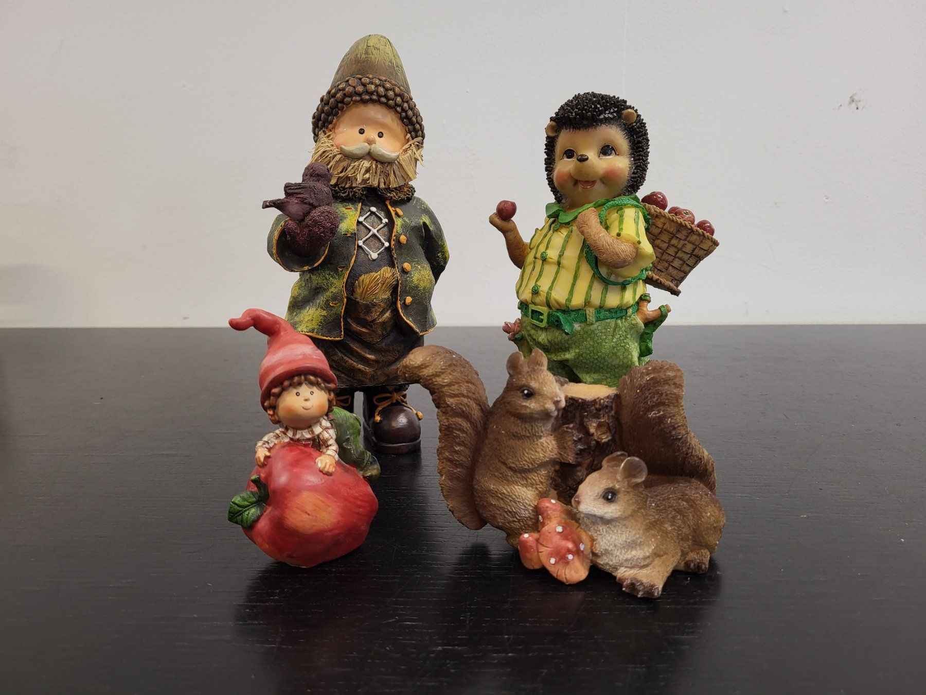 Tutte le decorazioni: 15 Dekofiguren Wichtel Gnome Zwerge – Usato da Brügg BE venduto da POU-BELLE 5