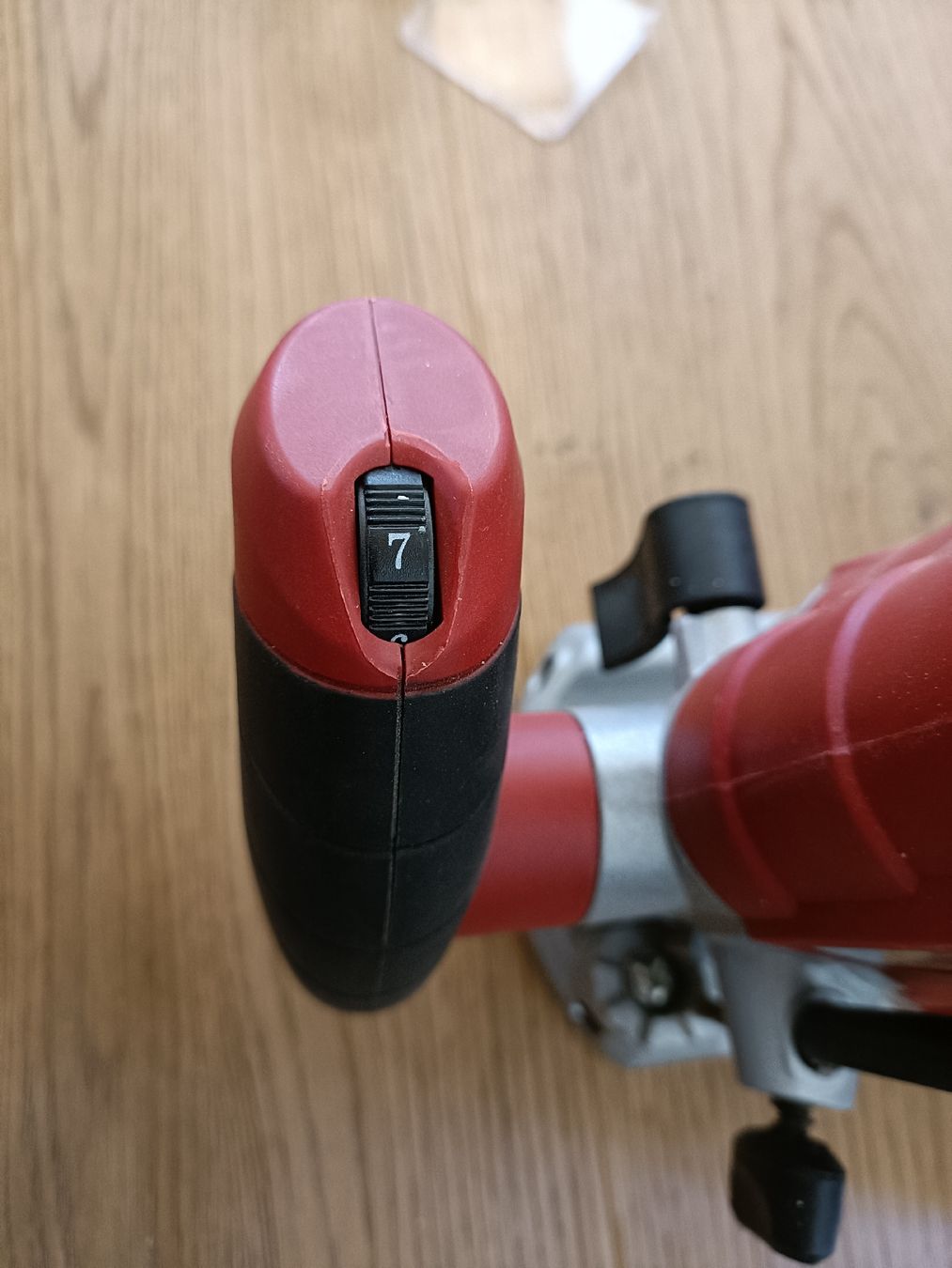 Einhell Tutte le macchine: einhell oberfräse TC-RO 1155 E – Usato da Magglingen/Macolin venduto da Rmitalles 2