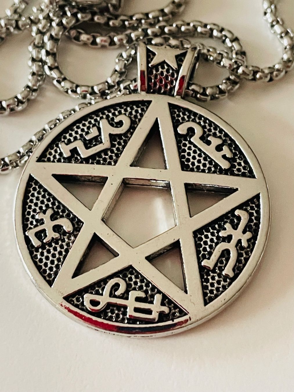 Anhänger: Pentagramm Anhänger mit Kette, Talisman Schmuck, – Gebraucht aus Sursee von Slnko1975