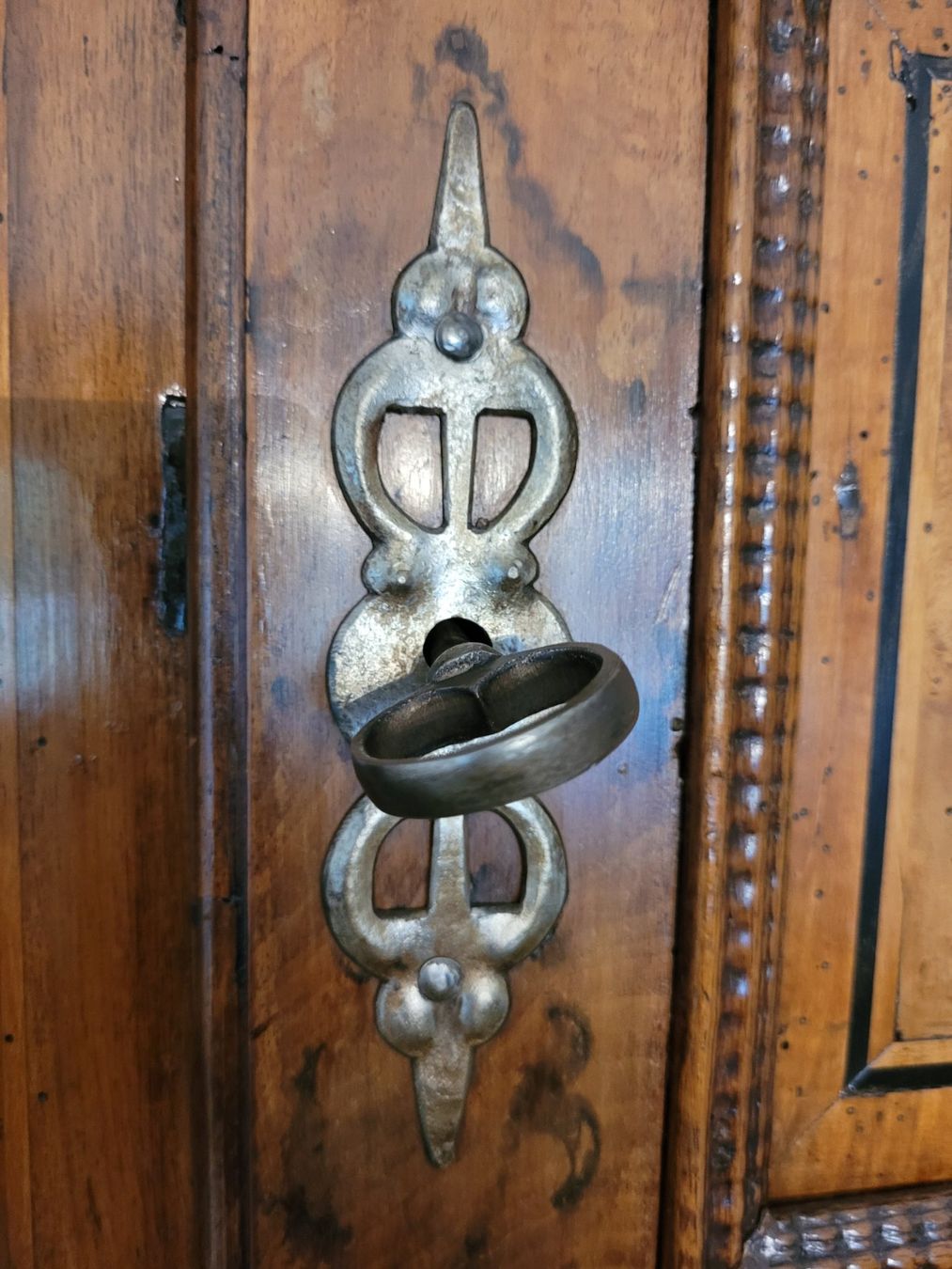 Credenze: Patrizier Buffet um 1660 – Usato da Zofingen venduto da Silverymoon74 4
