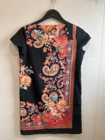 Elegant Black Floral Print Adele Fado Dress